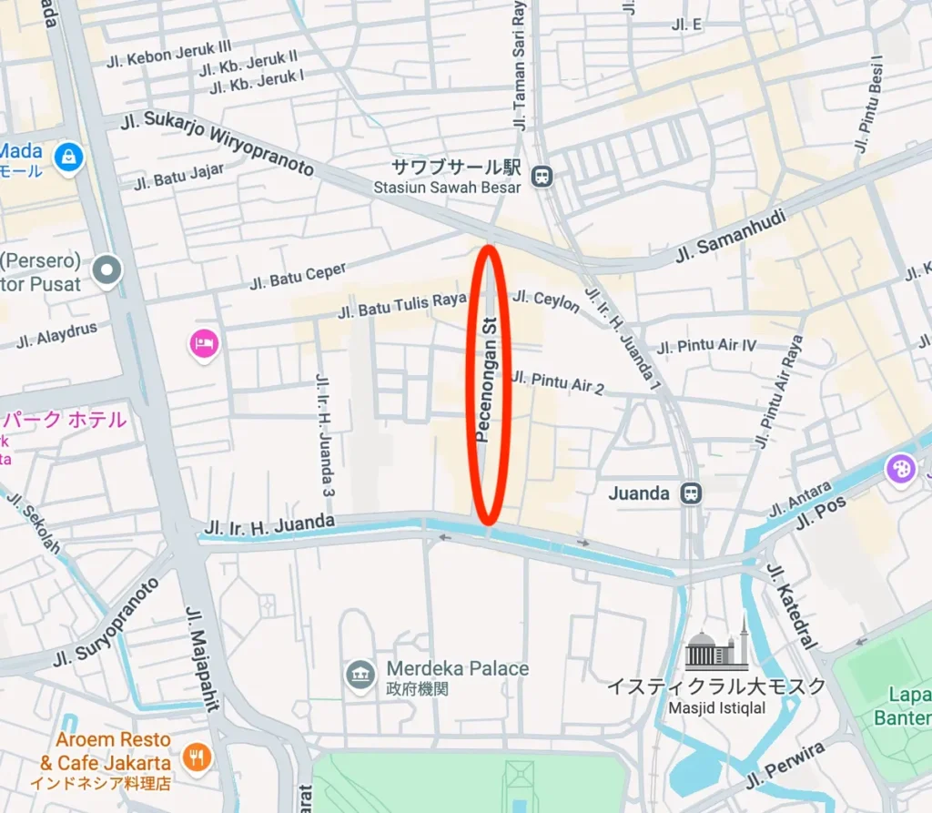 ジャカルタ中心部の地図。ペチェノンガン通りを赤い丸で囲んでいる